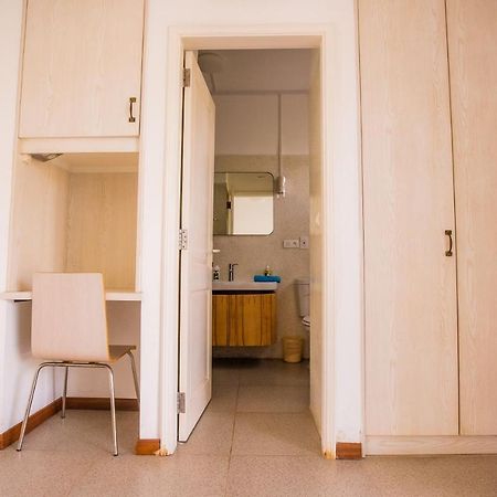 Villa Angelou - Sunlit Beach Getaway With Pool And Wifi Belle Mare Luaran gambar
